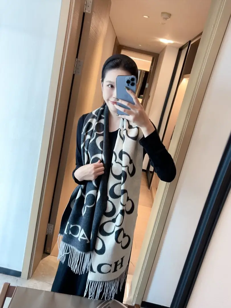 V2981-💴28.33$Coach gallery