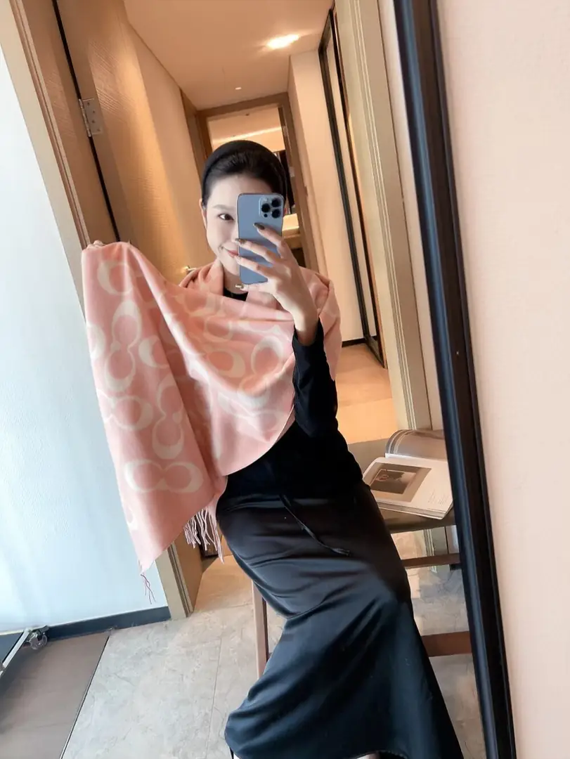 V2981-💴28.33$Coach gallery