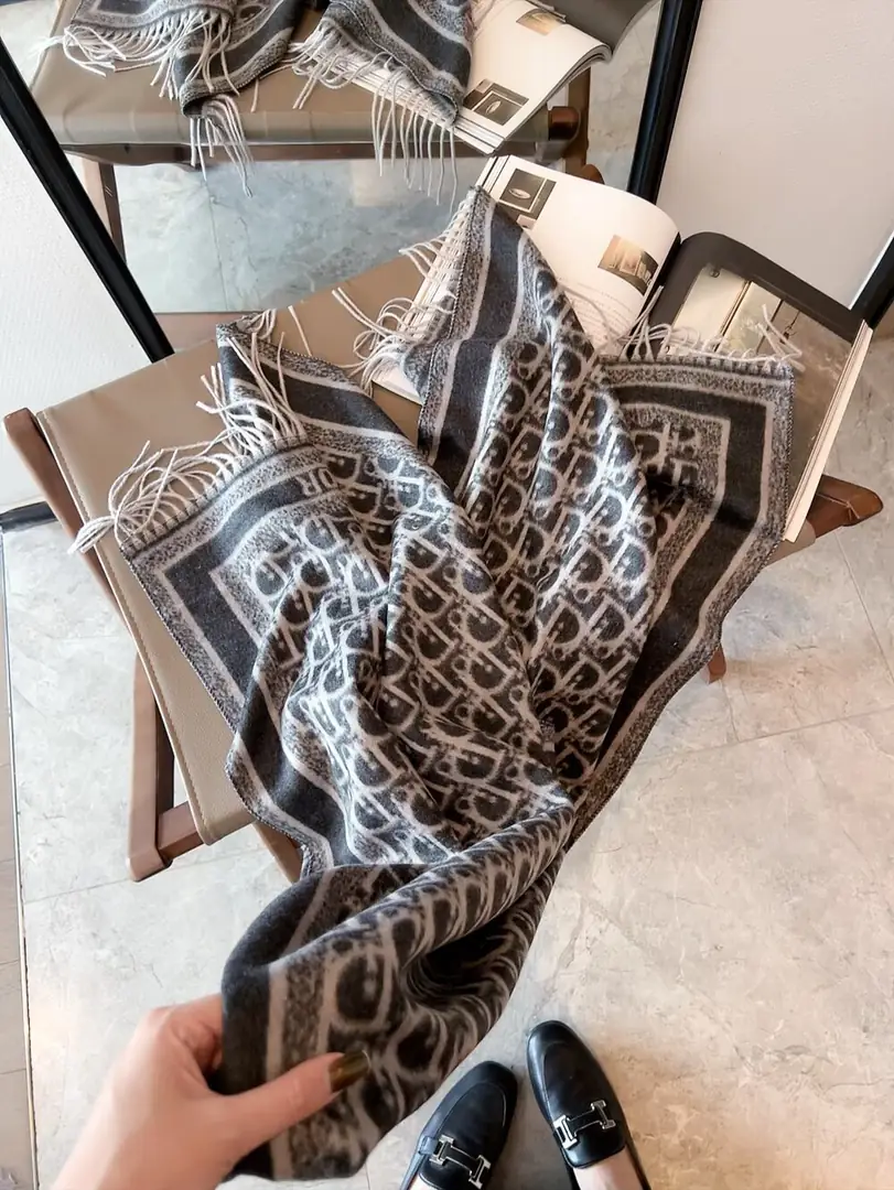 V2982-💴28.71$dr gallery