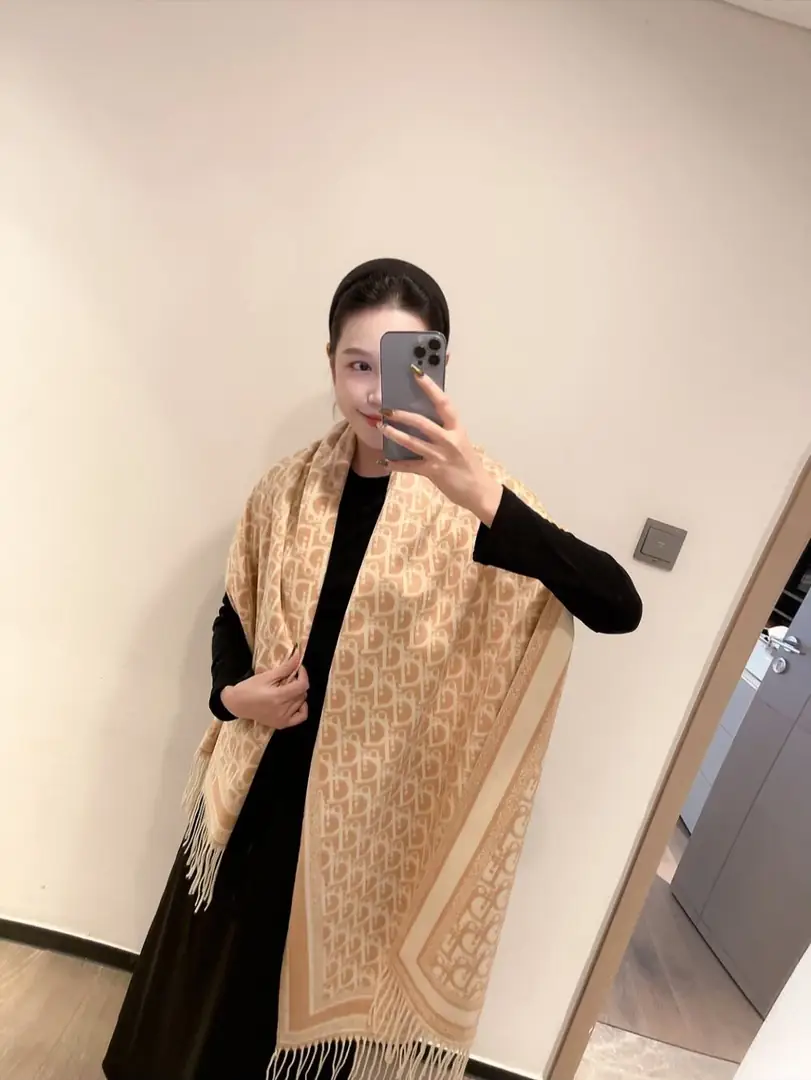 V2982-💴28.71$dr gallery