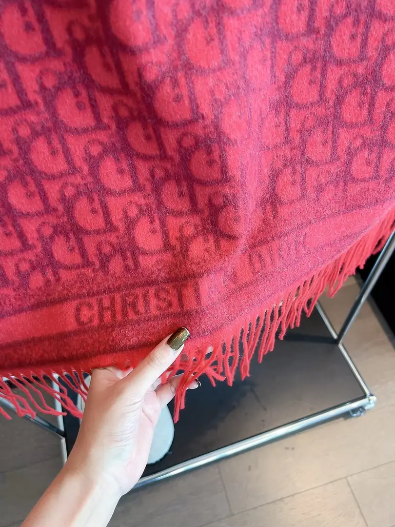 V2982-💴28.71$dr gallery