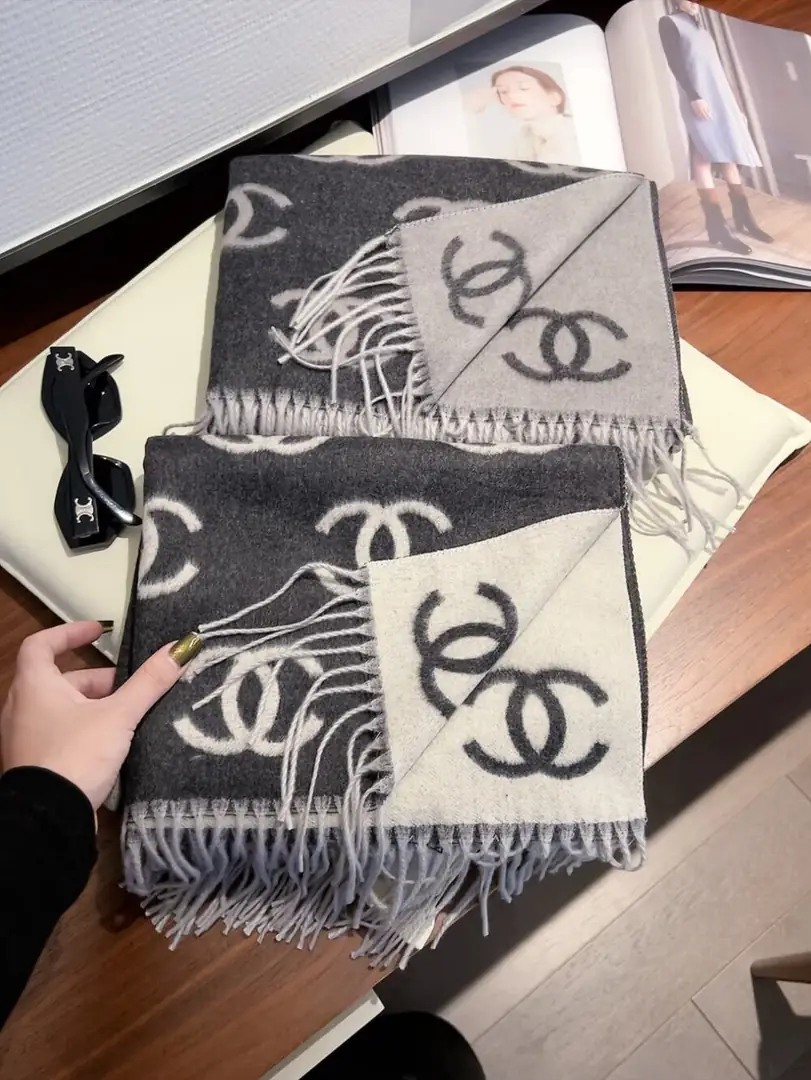 V2983-💴28.63$ch gallery