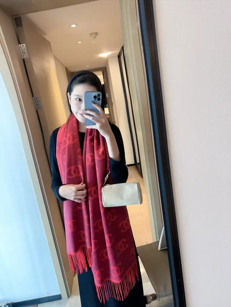 V2983-💴28.63$ch gallery