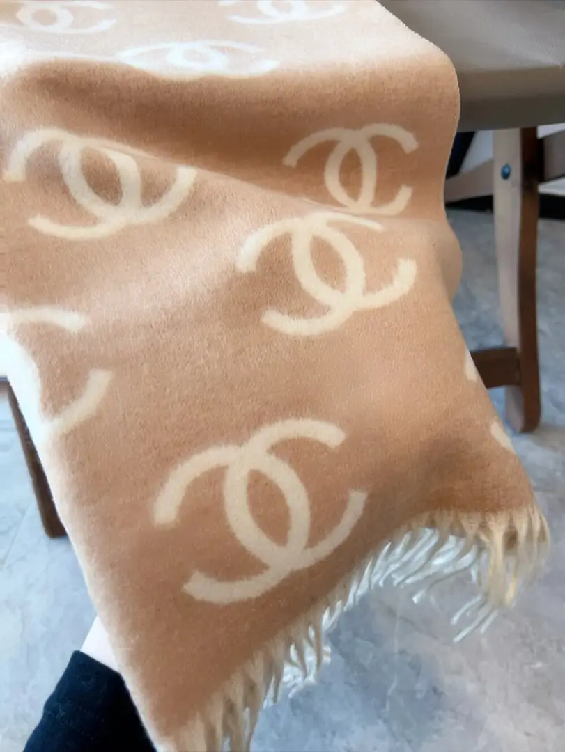 V2983-💴28.63$ch gallery