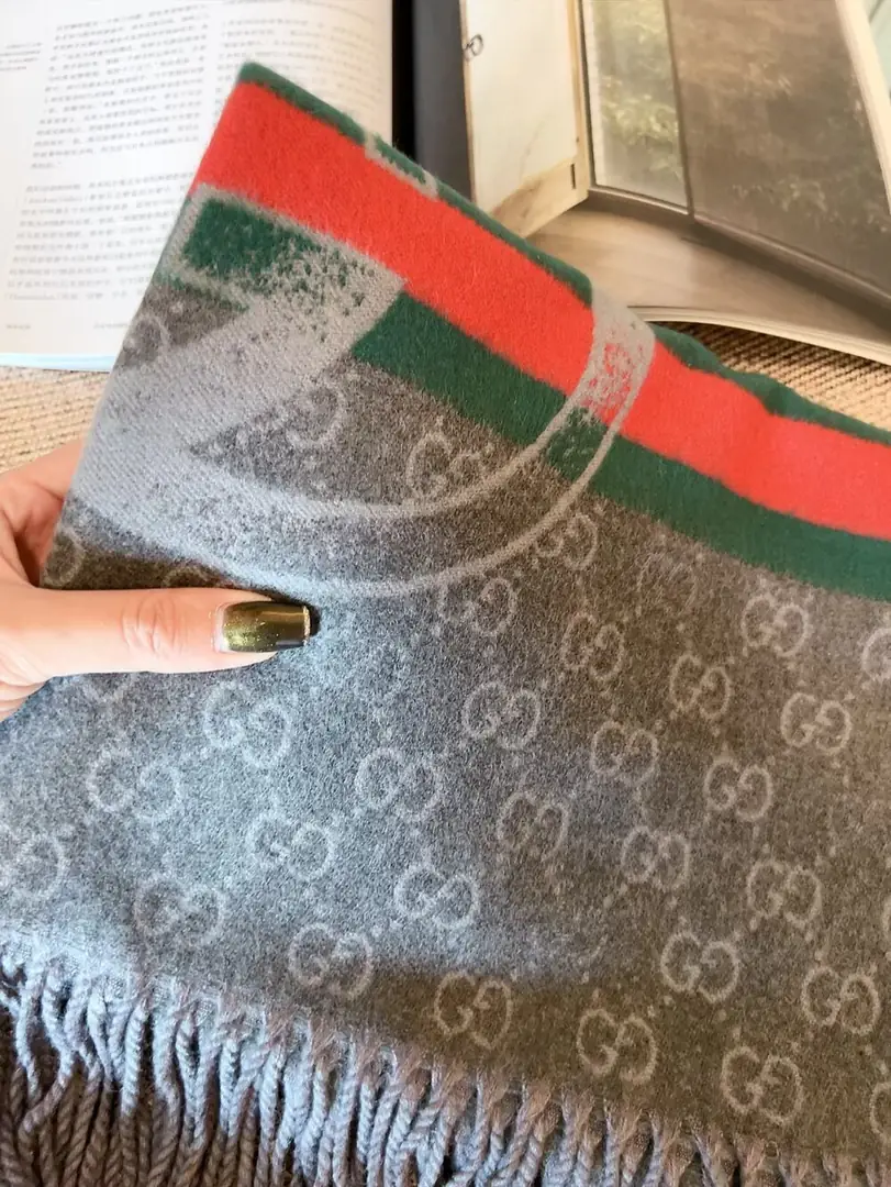 V2986-💴28.58$GUCCI gallery