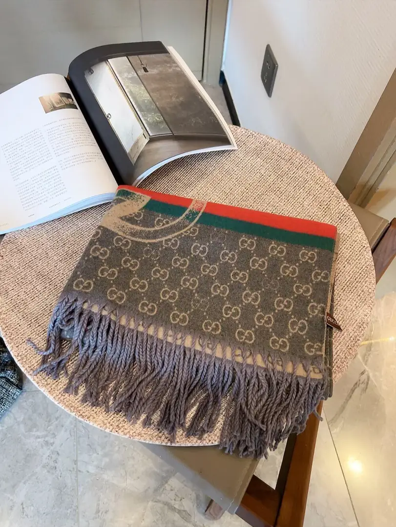 V2986-💴28.58$GUCCI gallery