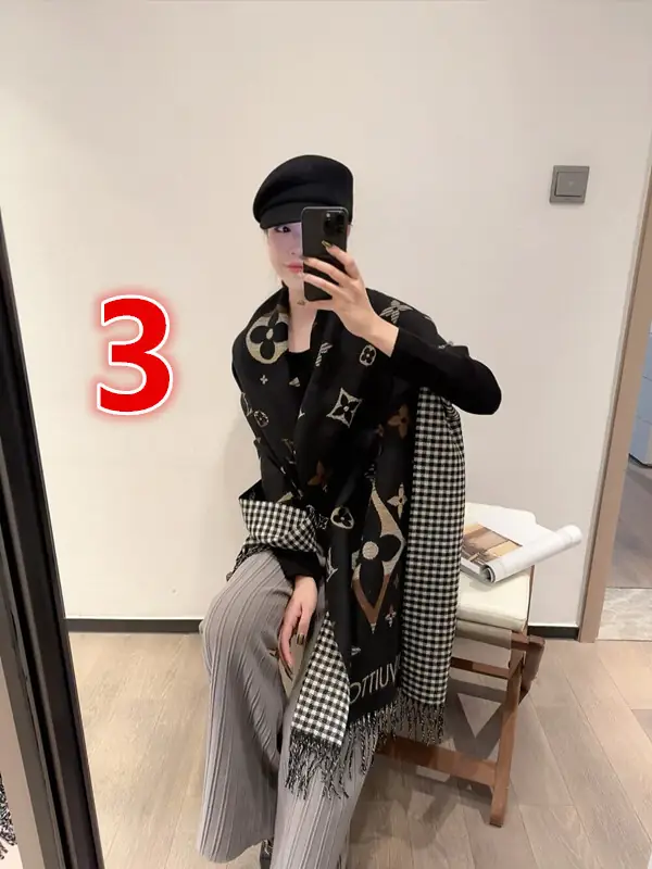 V2987-💴28.66$LV gallery