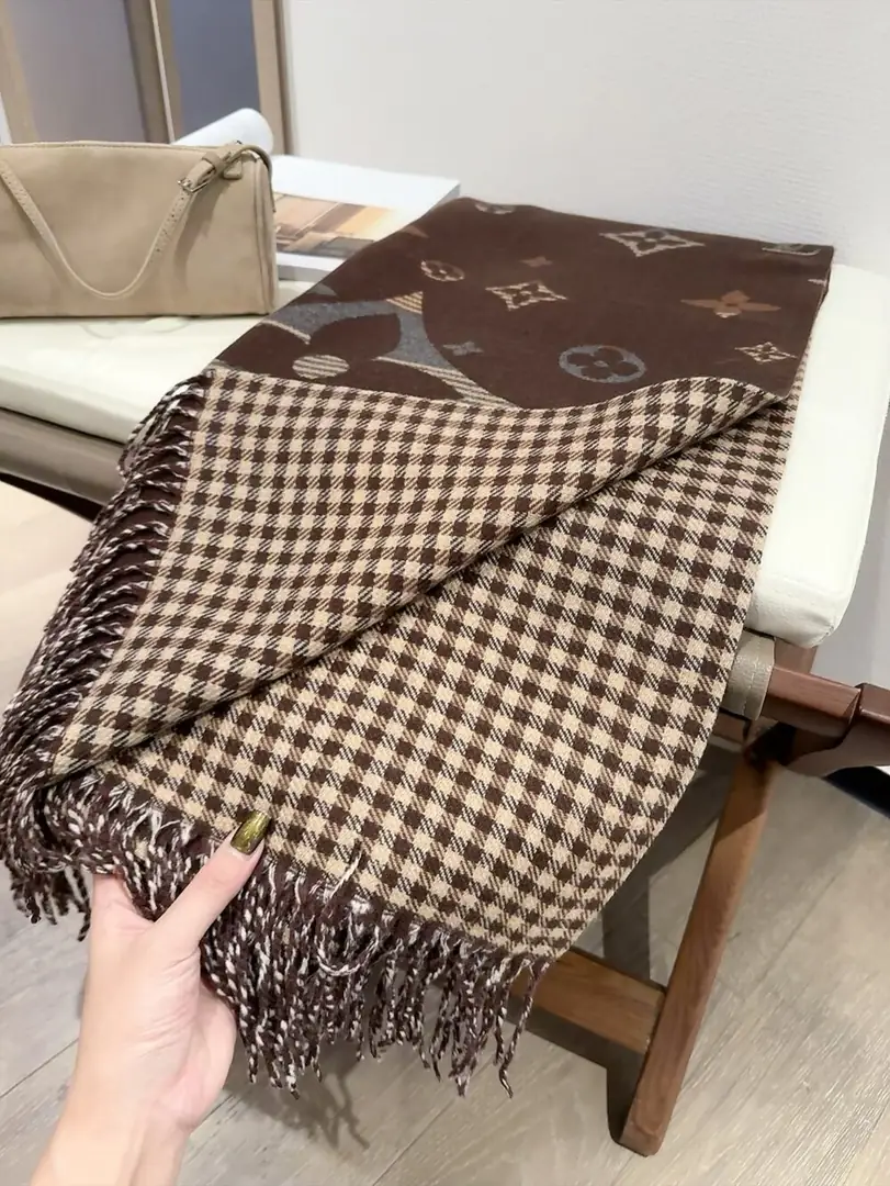 V2987-💴28.66$LV gallery