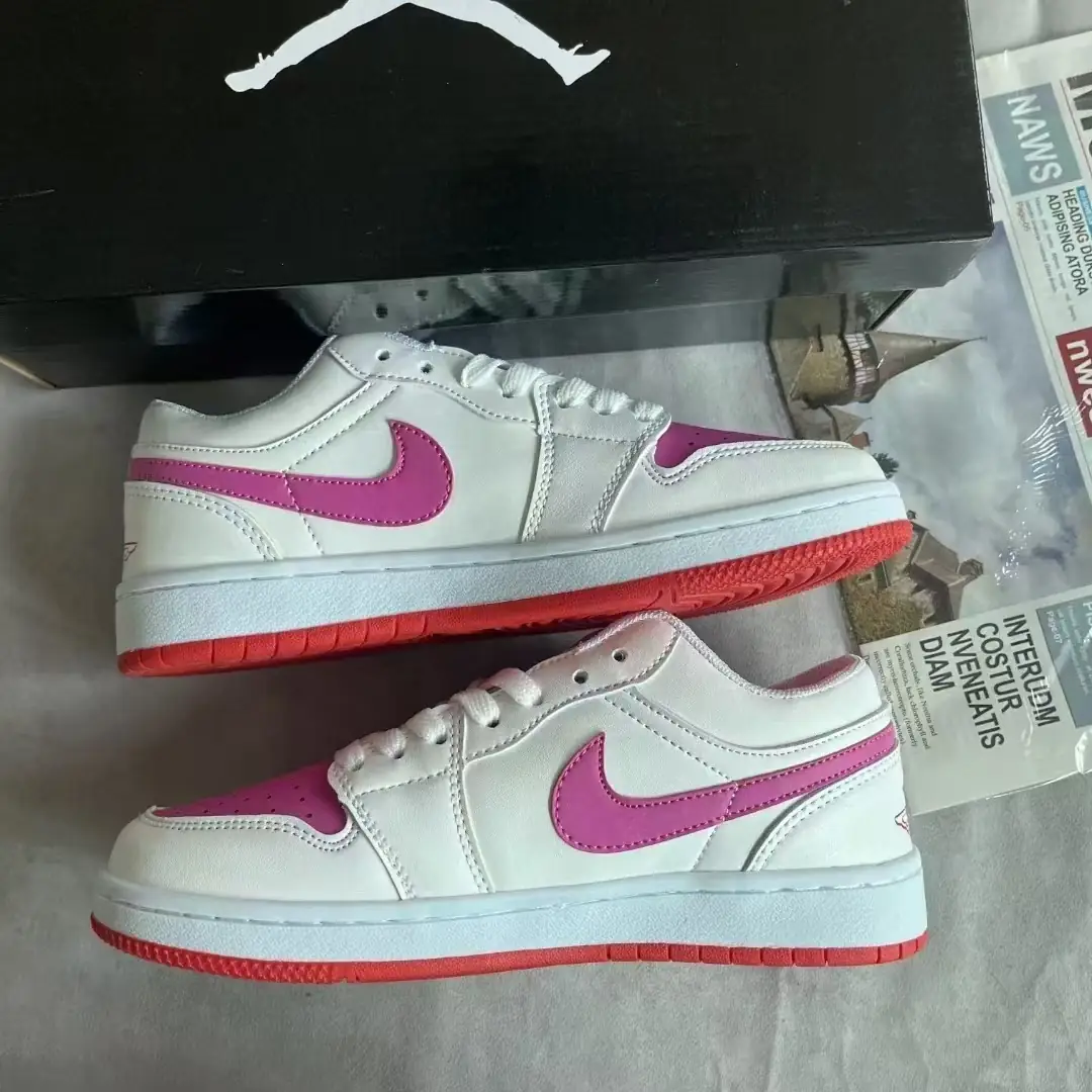 V2989-💴29.77$AJ1 gallery