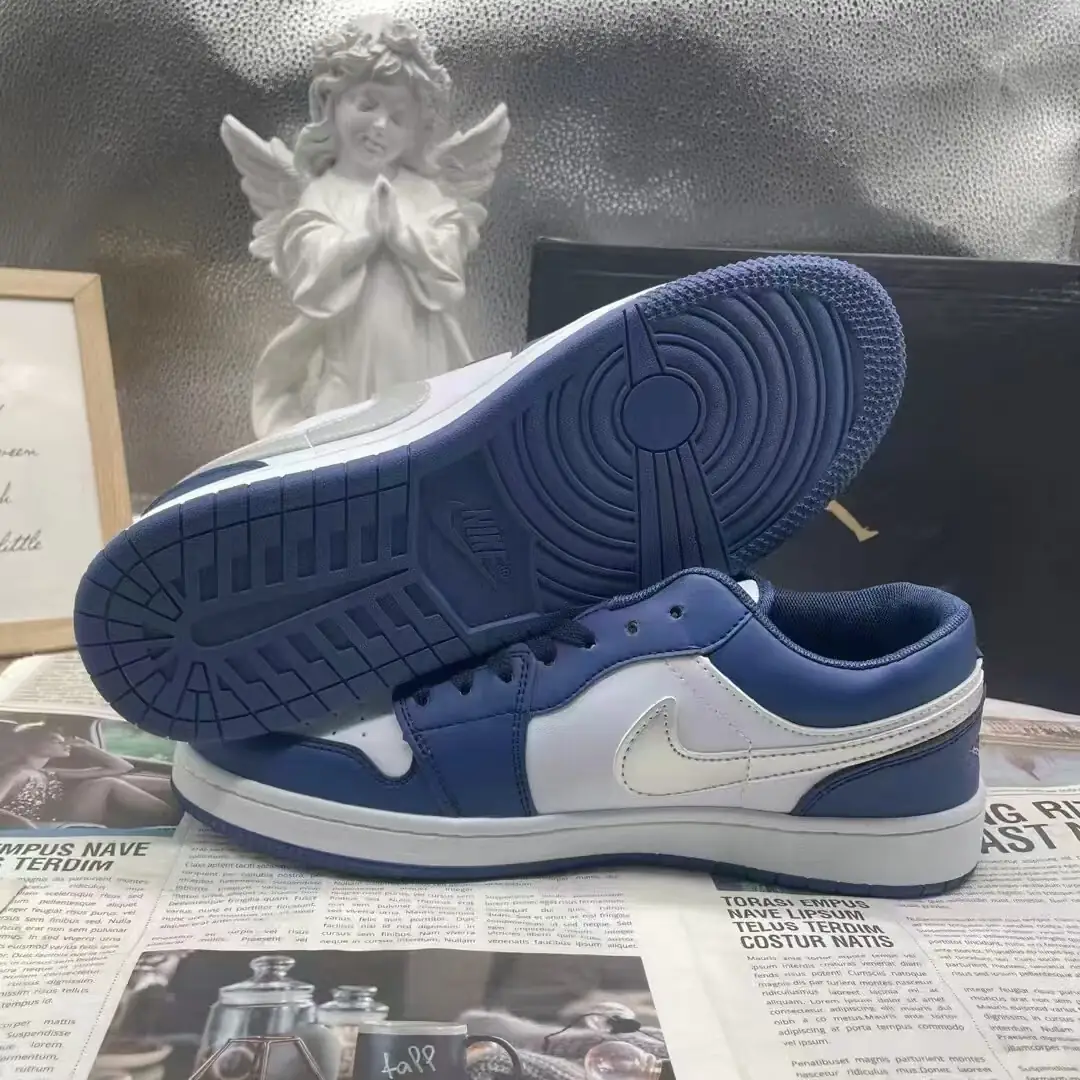 V2989-💴29.77$AJ1 gallery