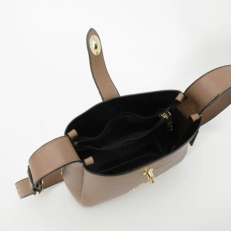 V2997-💴28.66$Coach gallery