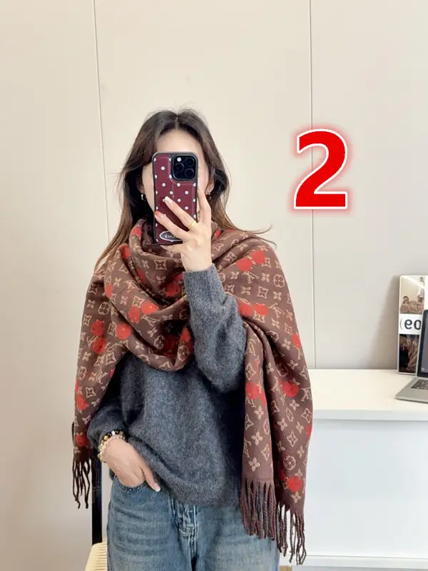 V3001-💴30.99$LV gallery