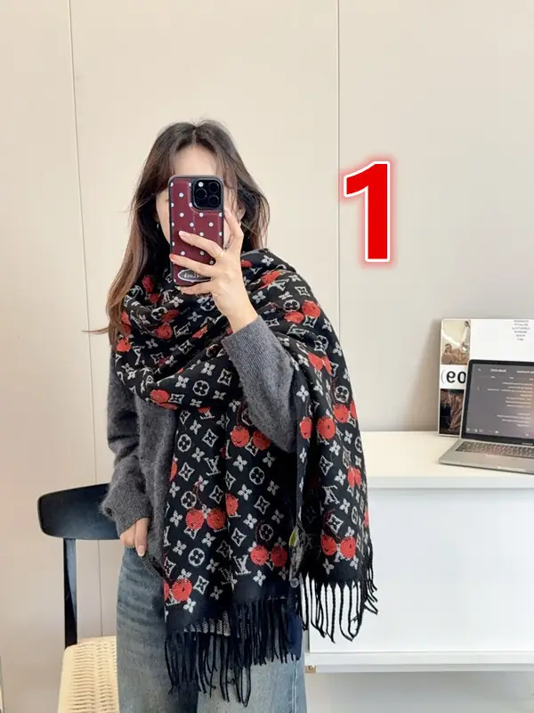 V3001-💴30.99$LV gallery