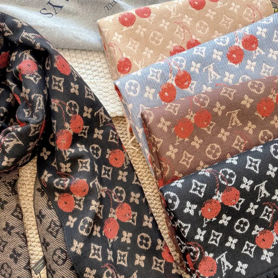 V3001-💴30.99$LV gallery