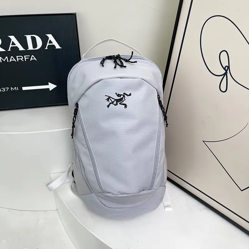 V3018-💴31.22$ARCTERYX gallery