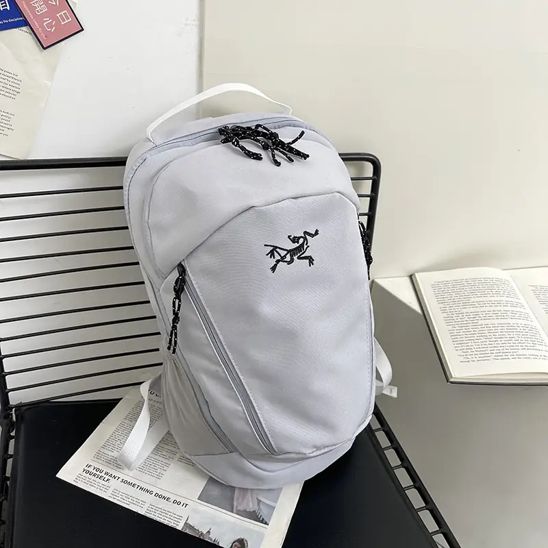 V3018-💴31.22$ARCTERYX gallery