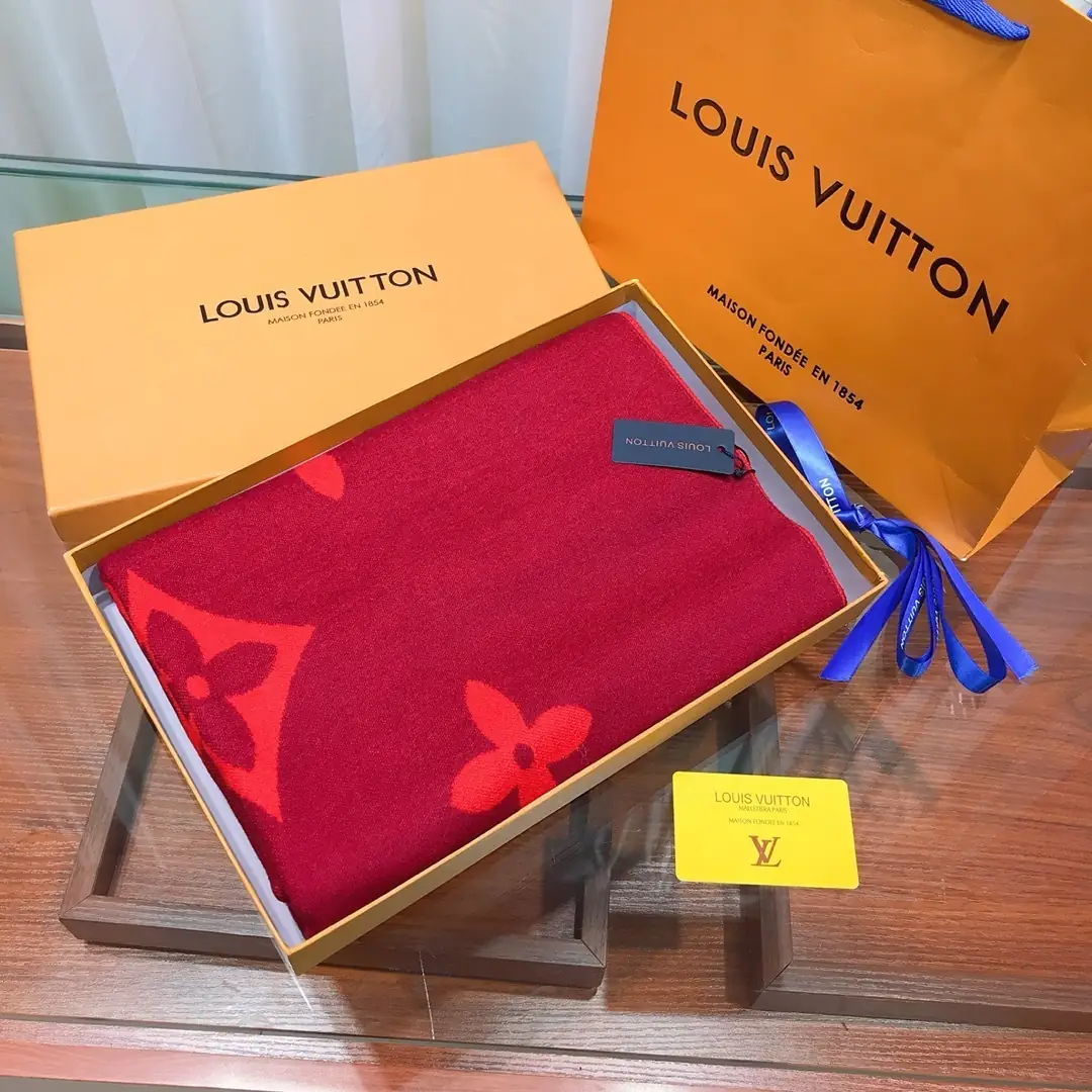 V3027-💴25.99$LV gallery