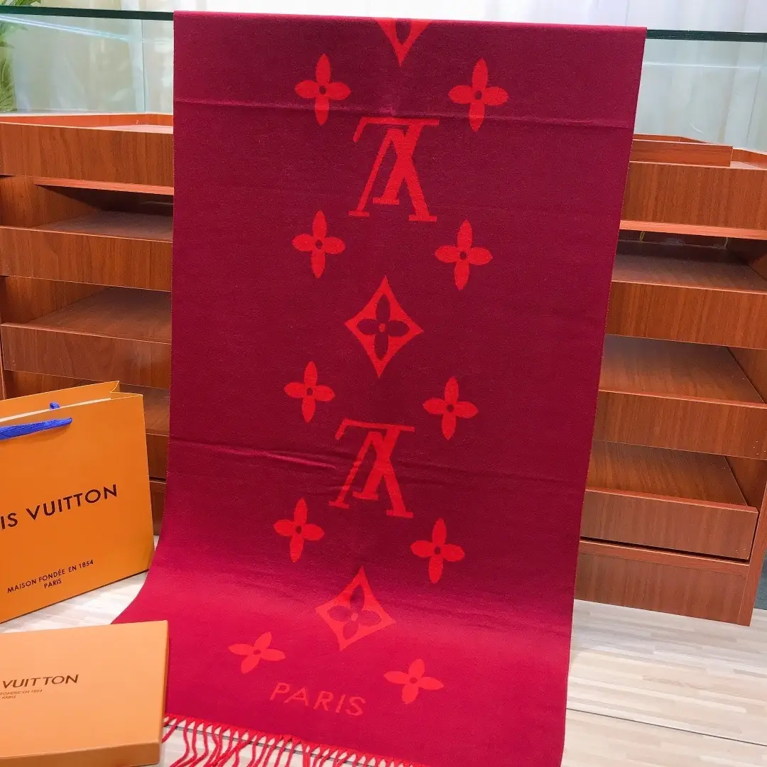 V3027-💴25.99$LV gallery