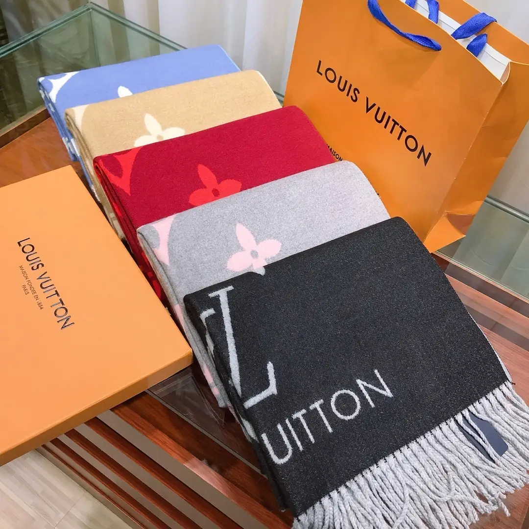 V3027-💴25.99$LV gallery