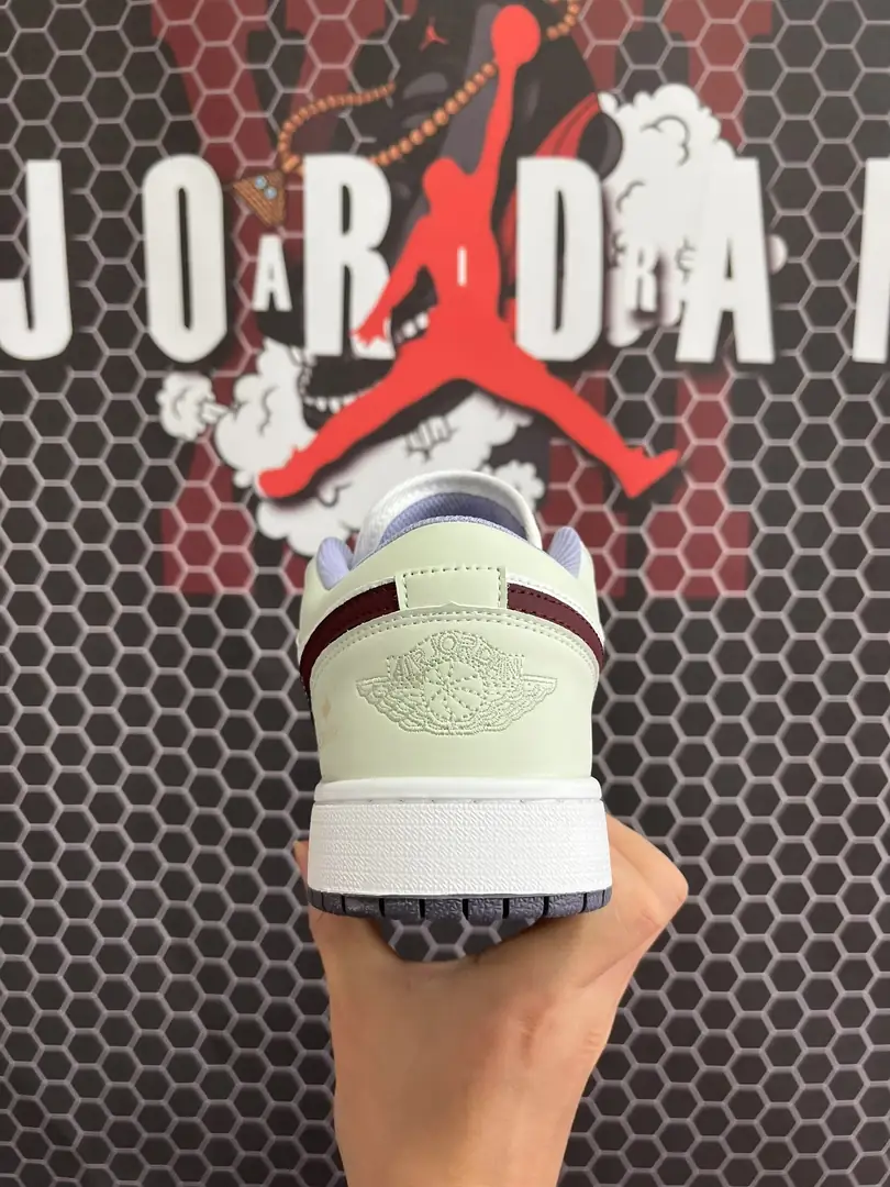 V3037-💴36.74$AJ gallery