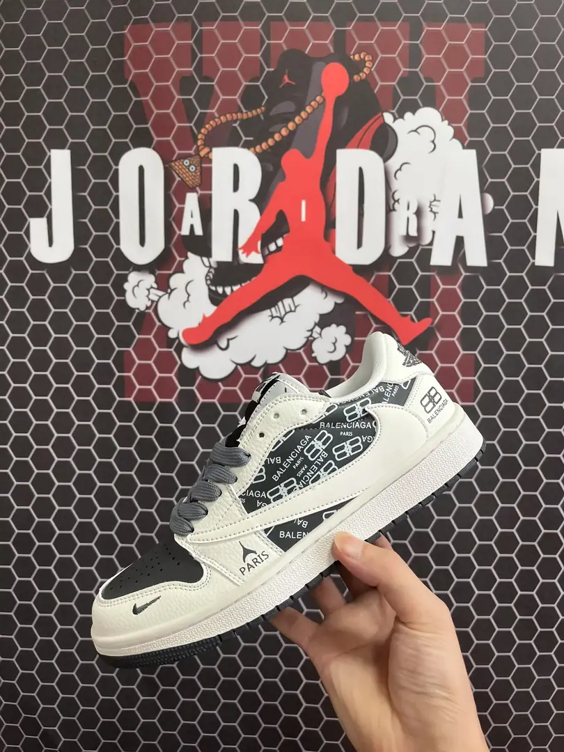 V3037-💴36.74$AJ gallery