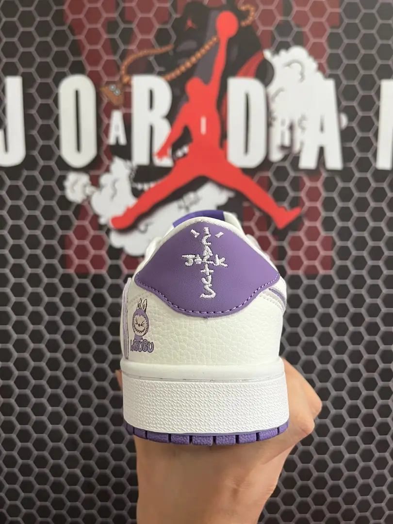 V3037-💴36.74$AJ gallery