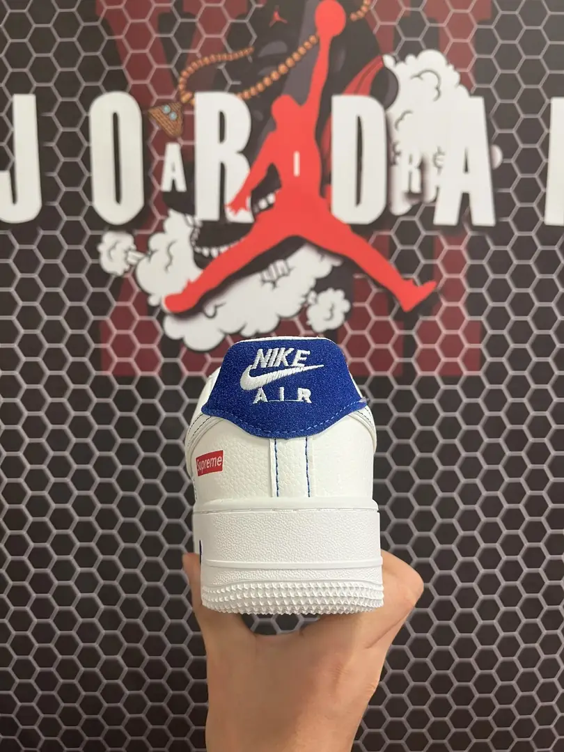 V3037-💴36.74$AJ gallery