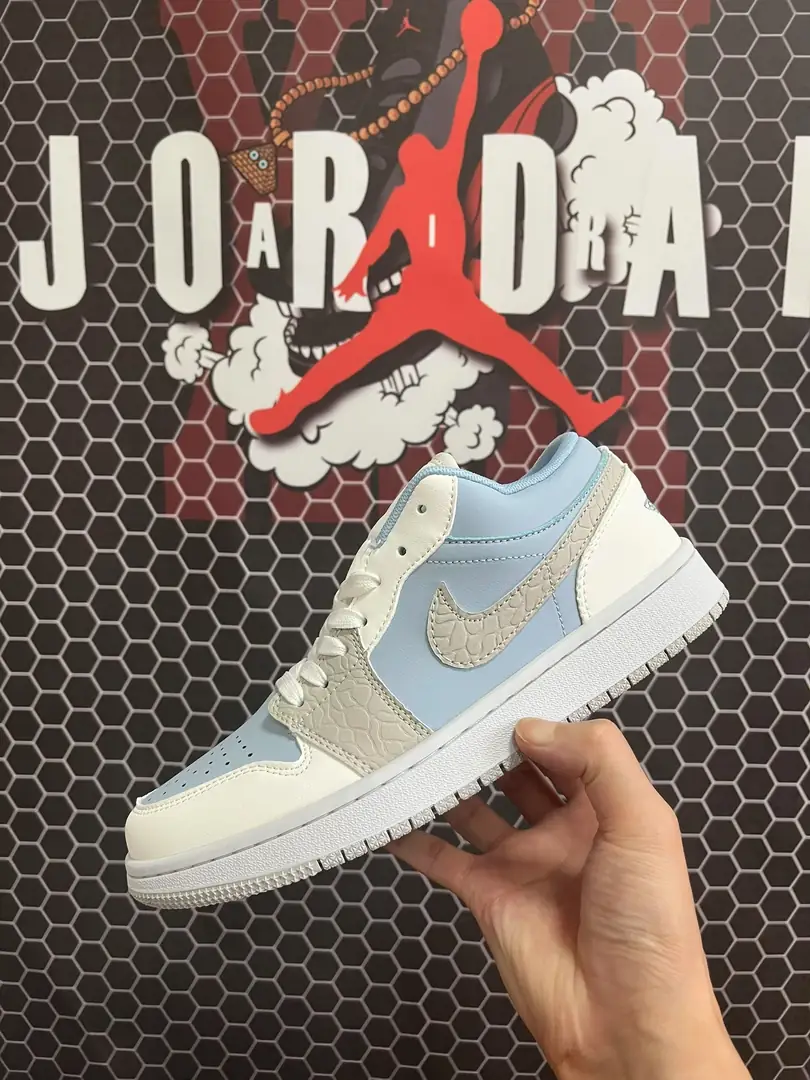 V3037-💴36.74$AJ gallery