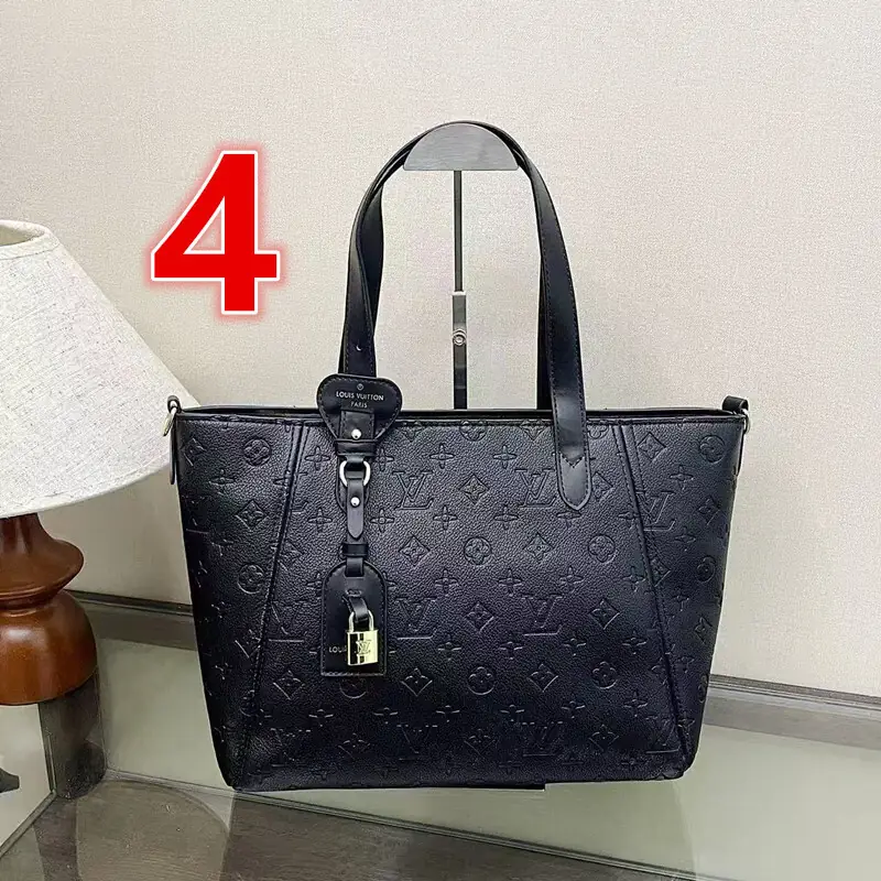 V3051-💴33.55$LV gallery