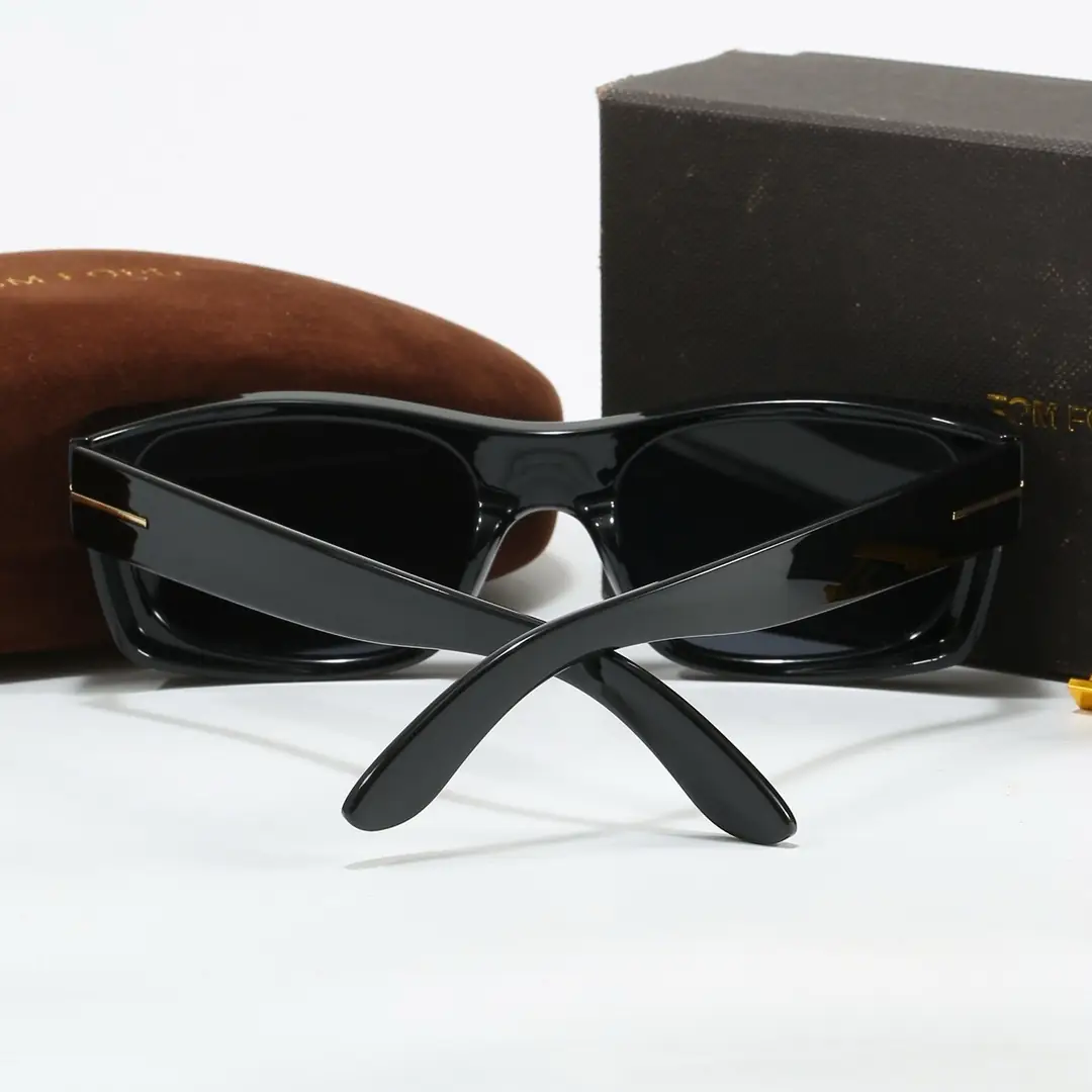 V3082-💴22.88$TOM FORD gallery