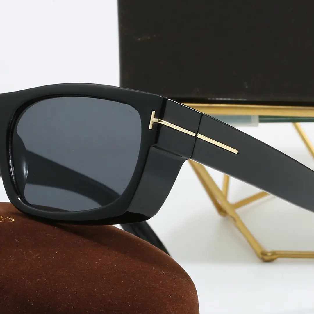 V3082-💴22.88$TOM FORD gallery