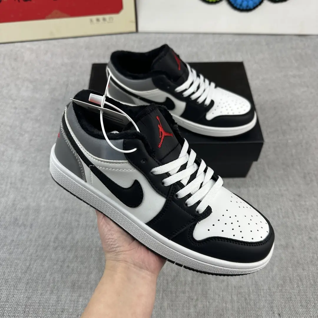 V3089-💴33.22$AJ1 gallery