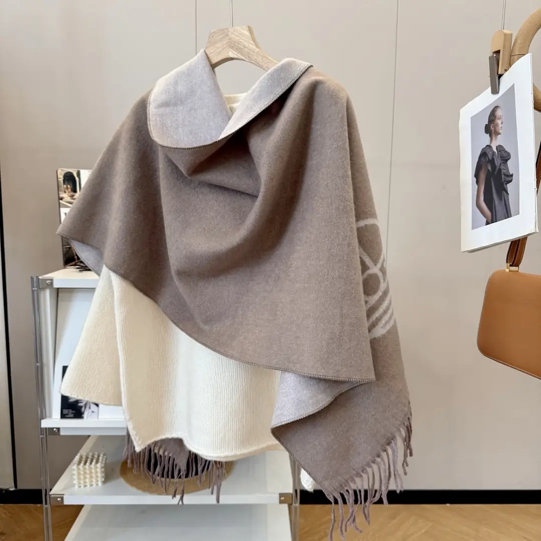 V3094-💴25.55$COACH gallery