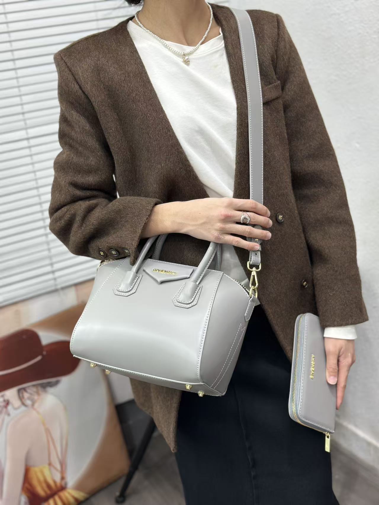 V3122-💴39.88$GIVENCHY gallery