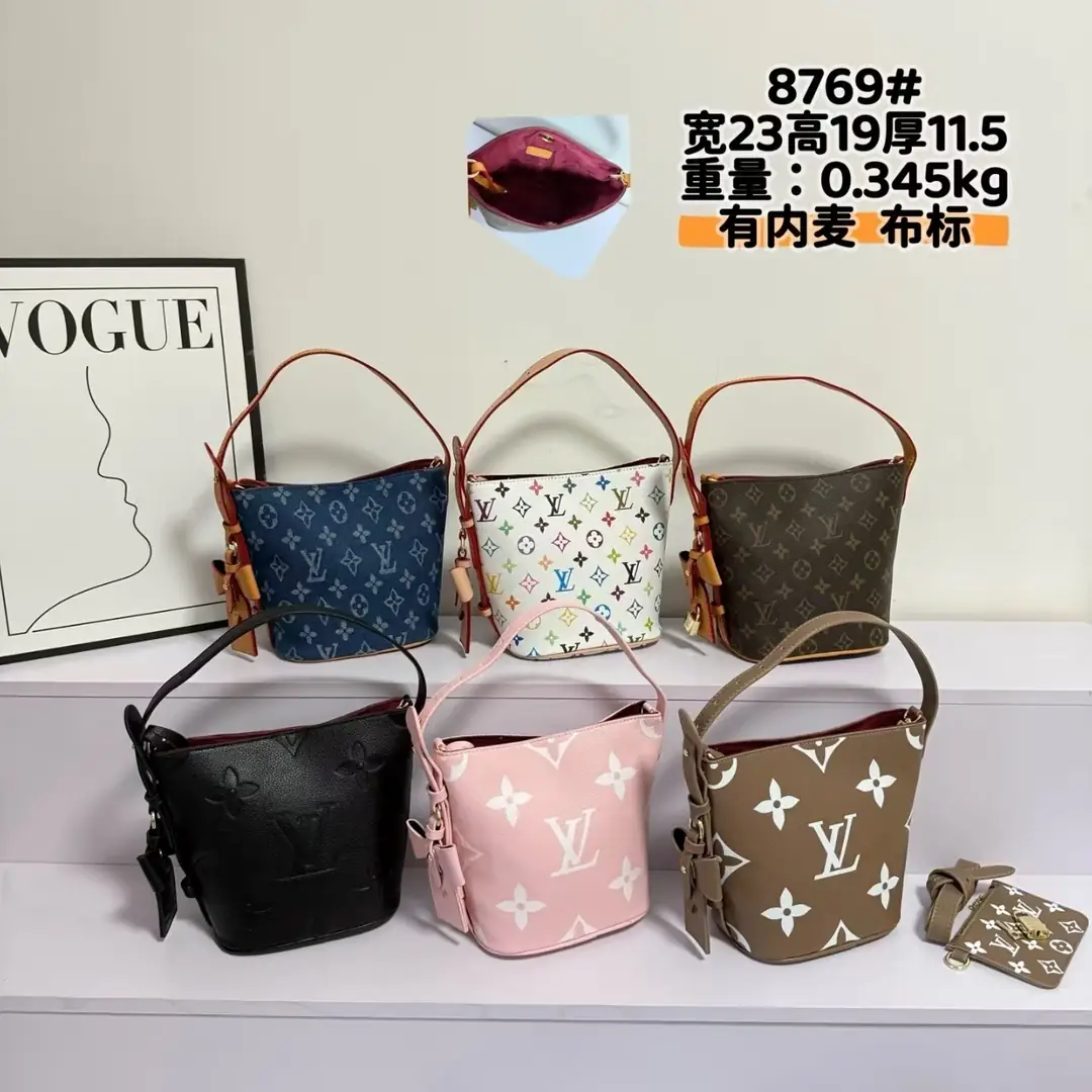 V3133-💴27.99$LV gallery