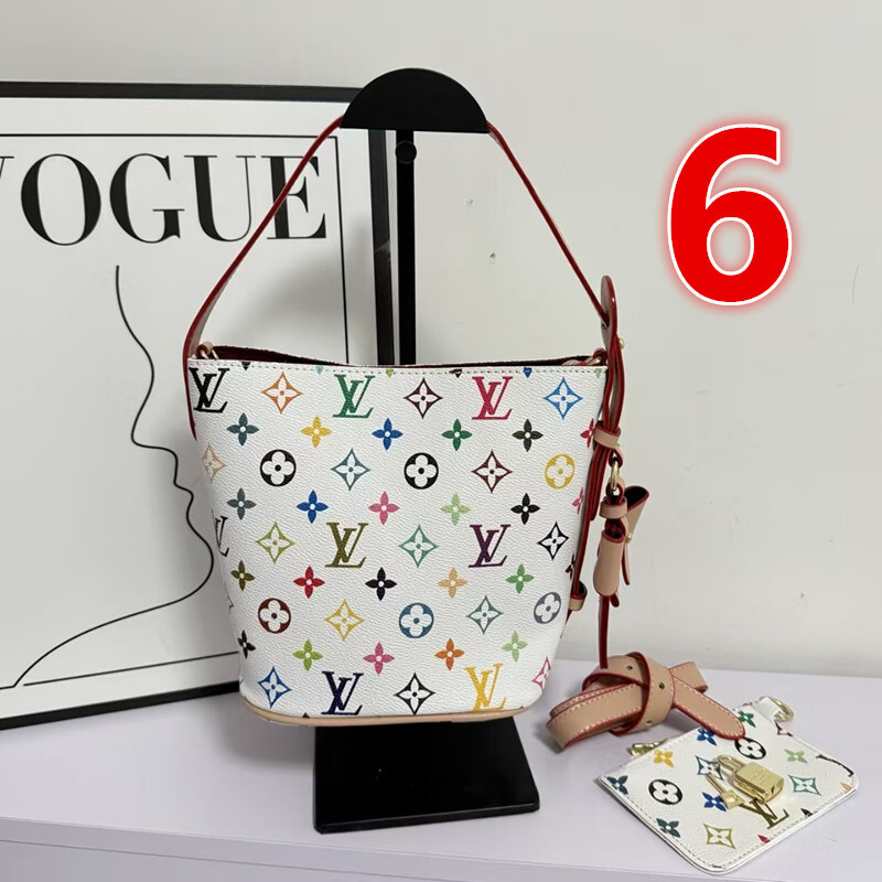 V3133-💴27.99$LV gallery