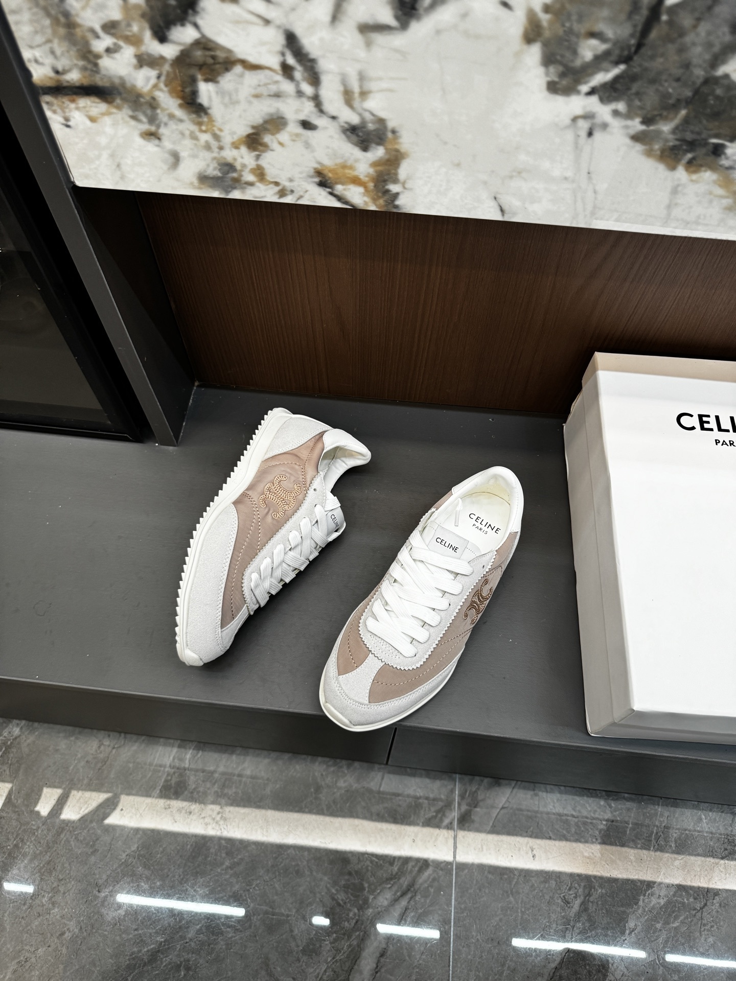 V3134-💴70$ CELINE gallery