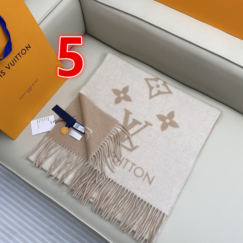 V3135-💴50.88$LV gallery