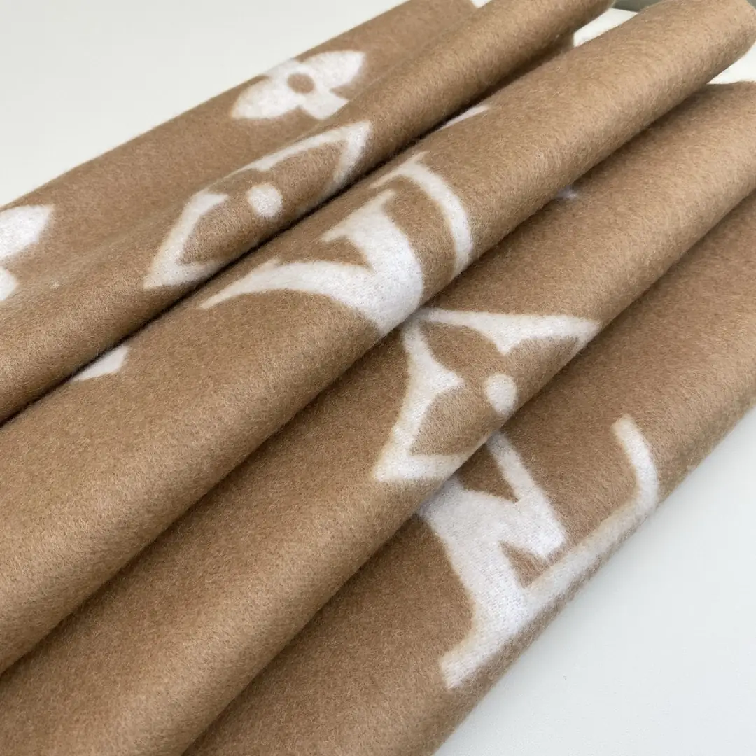 V3135-💴50.88$LV gallery