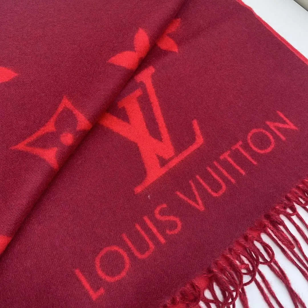 V3135-💴50.88$LV gallery