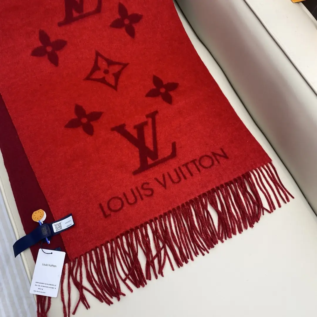 V3135-💴50.88$LV gallery