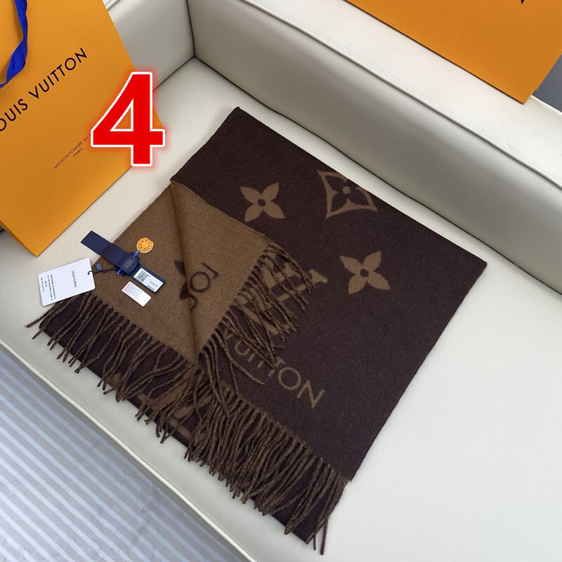 V3135-💴50.88$LV gallery