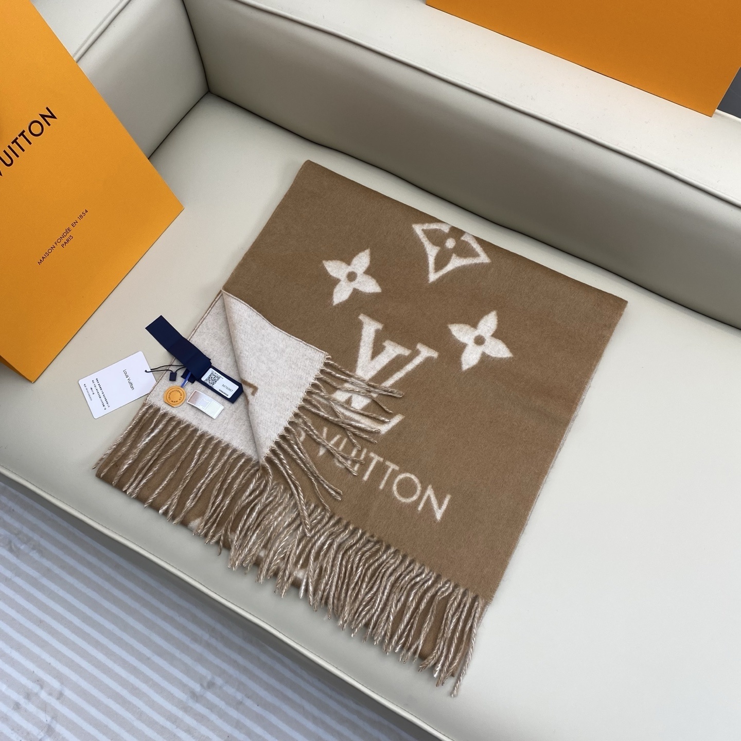 V3135-💴50.88$LV gallery