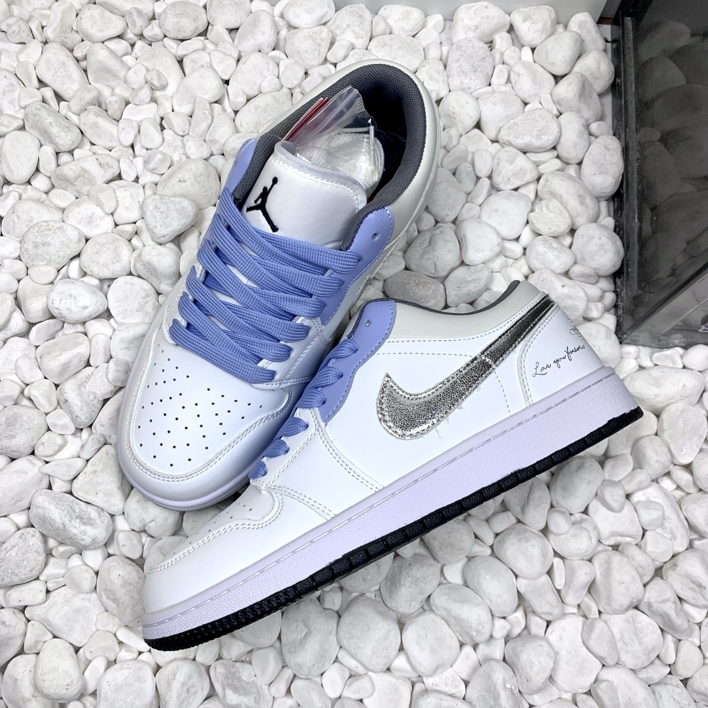 V3140-💴36.88$AJ1 gallery
