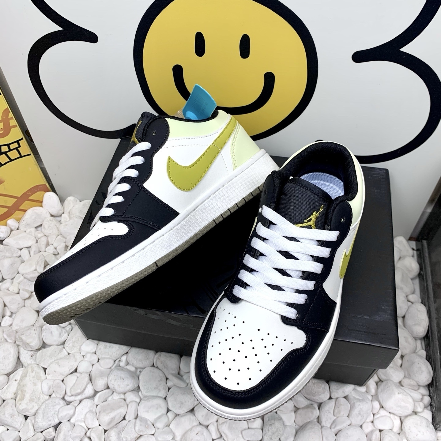 V3140-💴36.88$AJ1 gallery