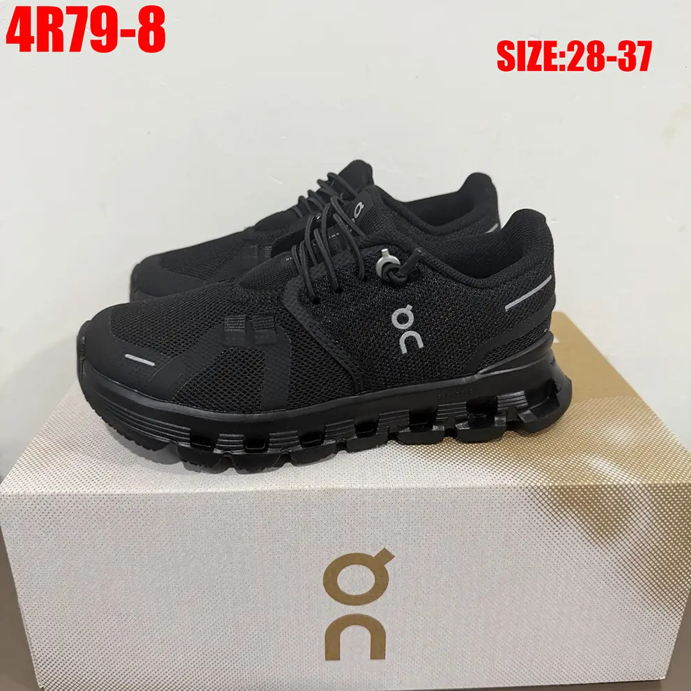 4R79 ON Cloud kids Cloud 6  38$ gallery