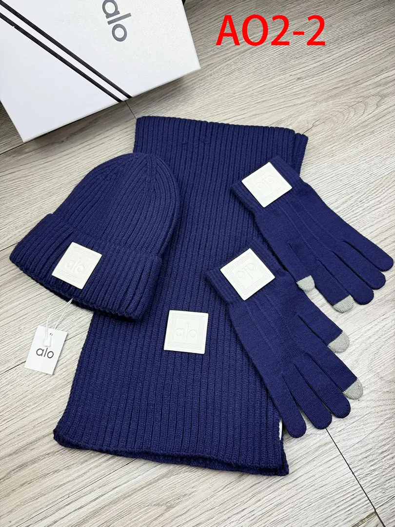 AO2 AL0 three-piece set 46$ gallery