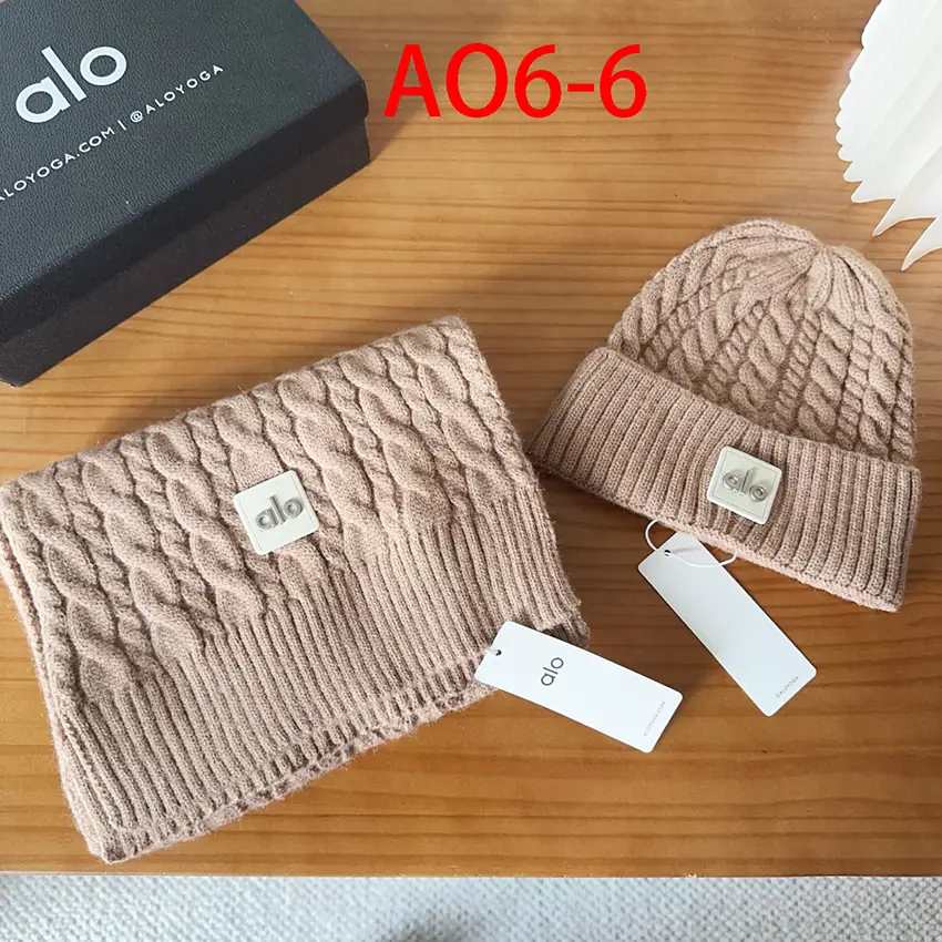 AO6 alo knitted scarf and hat set 38$ gallery