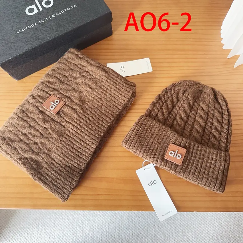 AO6 alo knitted scarf and hat set 38$ gallery
