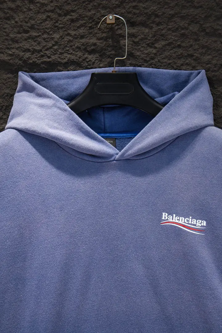 BL01 𝗕𝗮𝗹𝗲𝗻𝗰𝗶𝗮𝗴𝗮 Wave Hoodie 56$ gallery